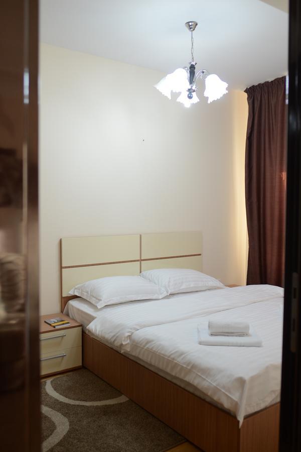 Cozy Apartments - Copou Iasi Buitenkant foto