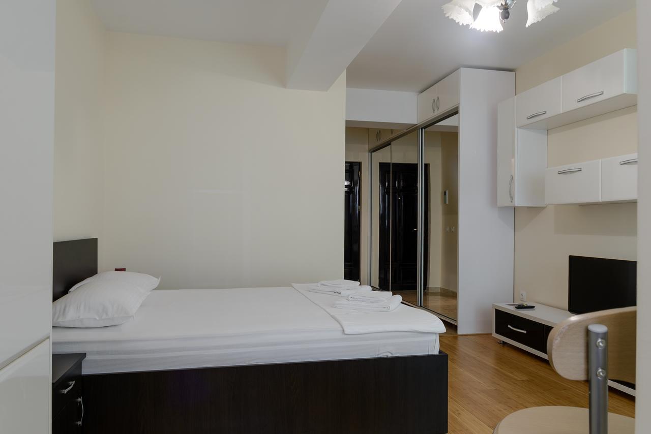 Cozy Apartments - Copou Iasi Buitenkant foto