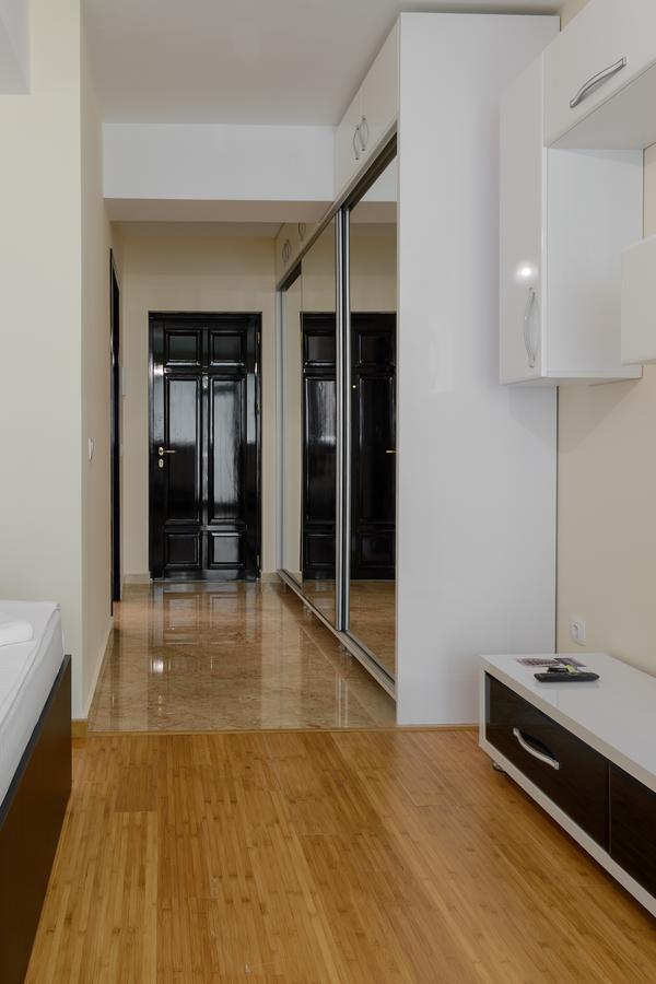 Cozy Apartments - Copou Iasi Buitenkant foto